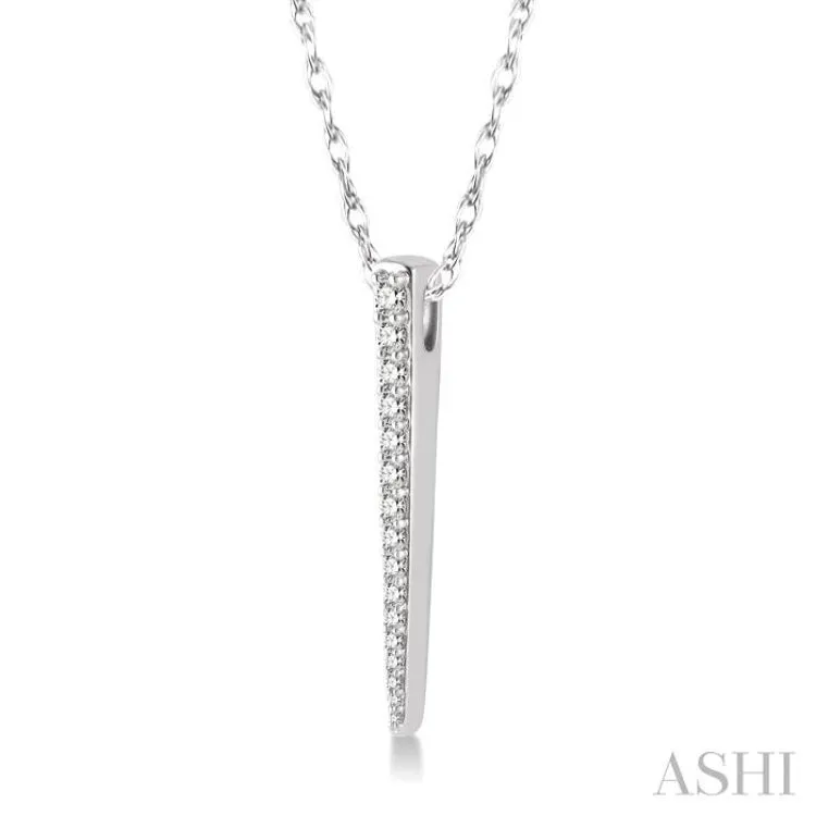 1/5 Ctw Spiked Vertical Bar Round Cut Diamond Pendant With Link Chain in 14K White Gold