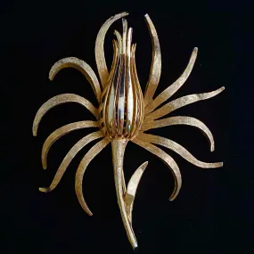 1940s Corocraft Gold Thistle Brooch by Coro