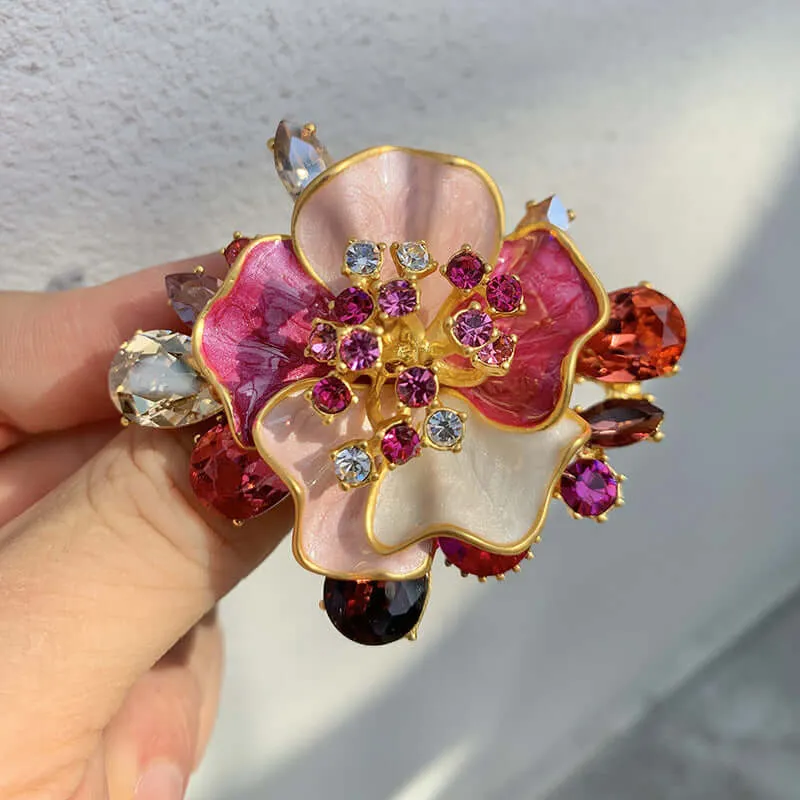 Alloy Crystal Peony 3D Enamel Corsage