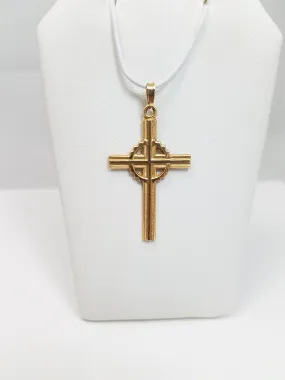 Celtic Cross Pendant in 14k Yellow Gold