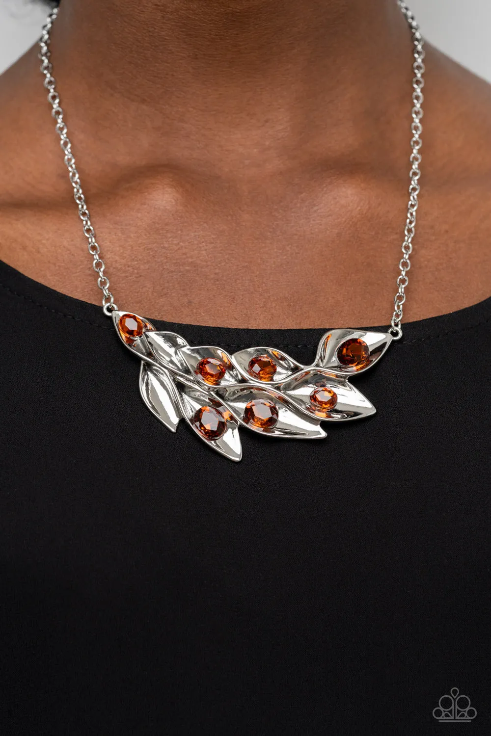 Necklaces Enviable Elegance - Brown N412