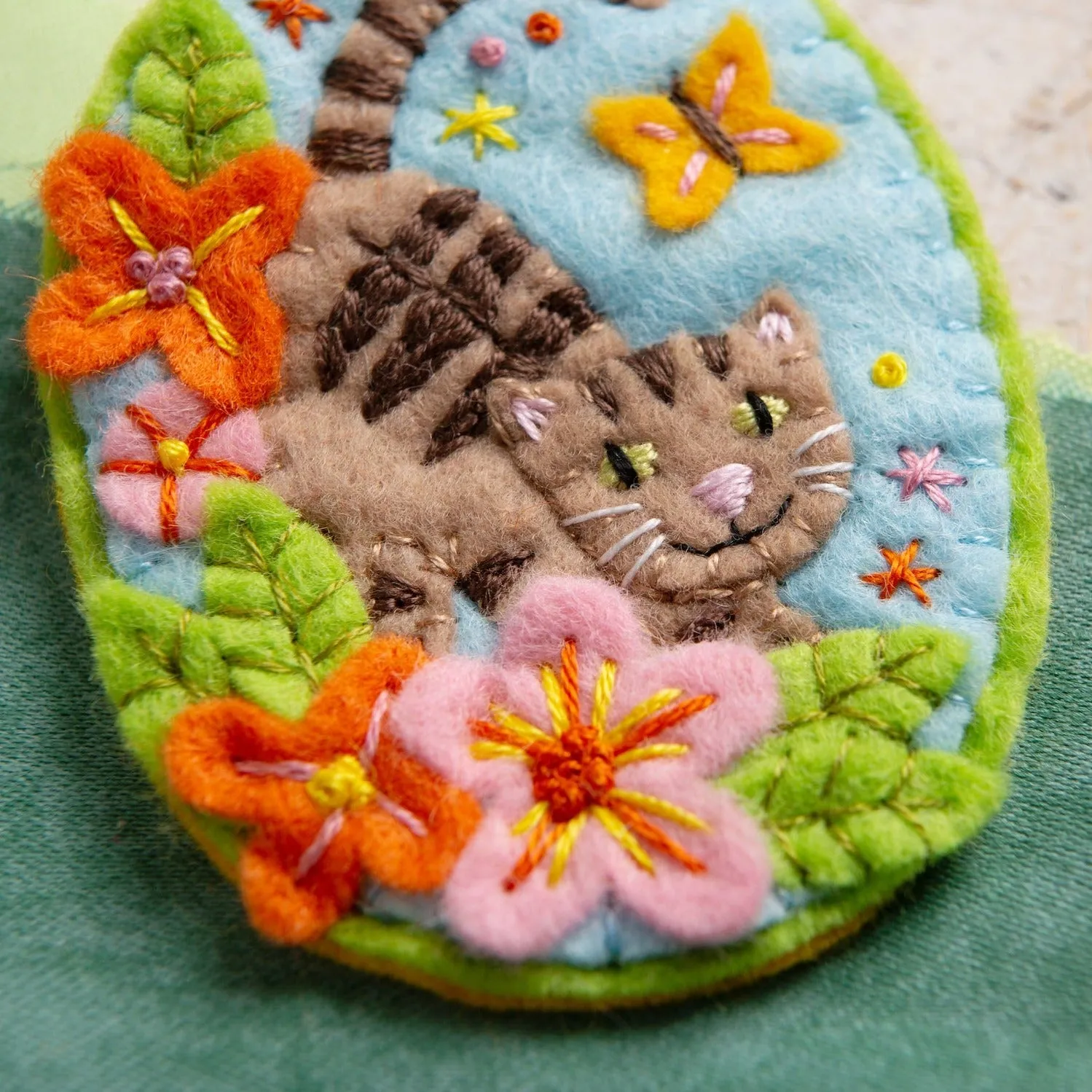 Tabby Cat Felt Craft Brooch Kit