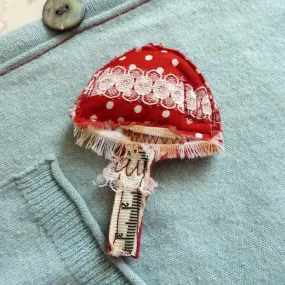 Toadstool brooch