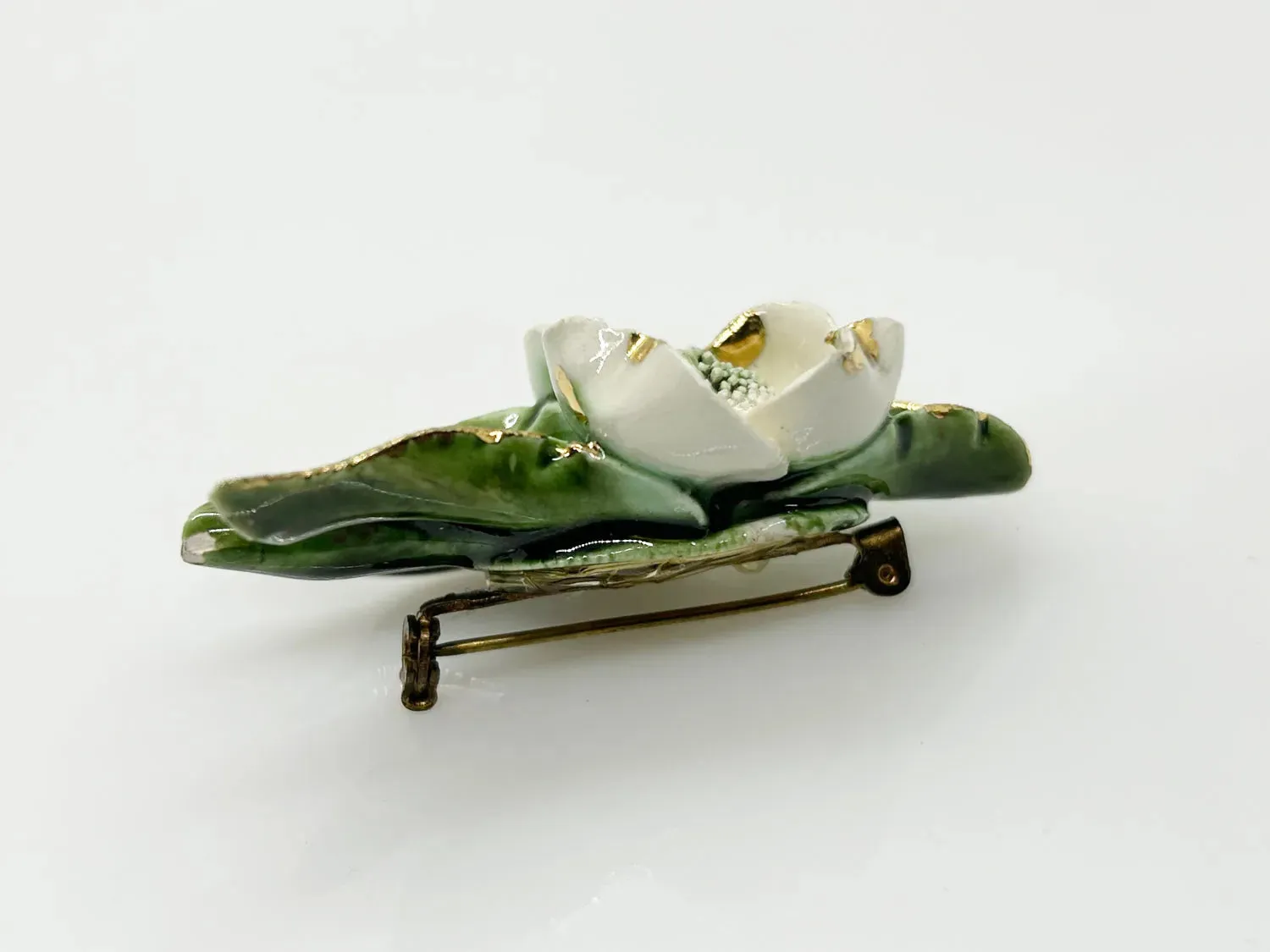 Vintage Enameled White Flower Brooch with Gold Tipped Petals