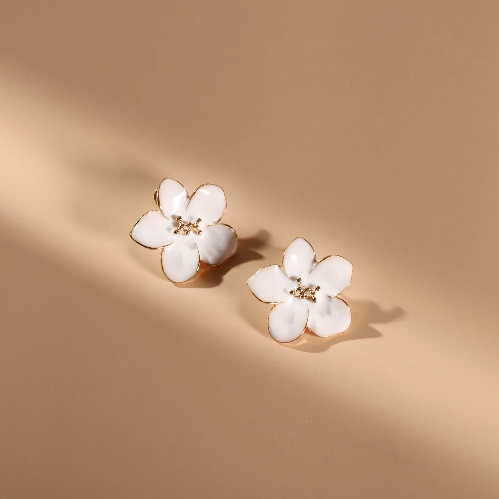 White Flower Women's Earrings